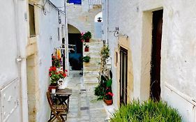 WHITE STONE- La nicchia